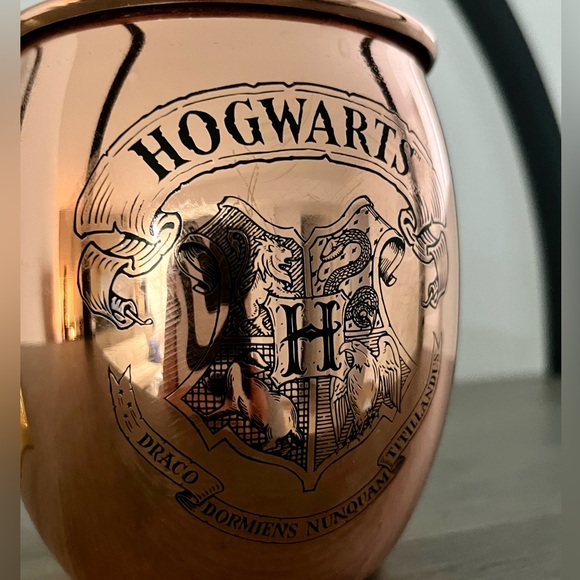 Charmed Aroma Harry Potter Hogwarts Copper Mug Candle (No Jewelry, No Box) - Picture 3 of 3